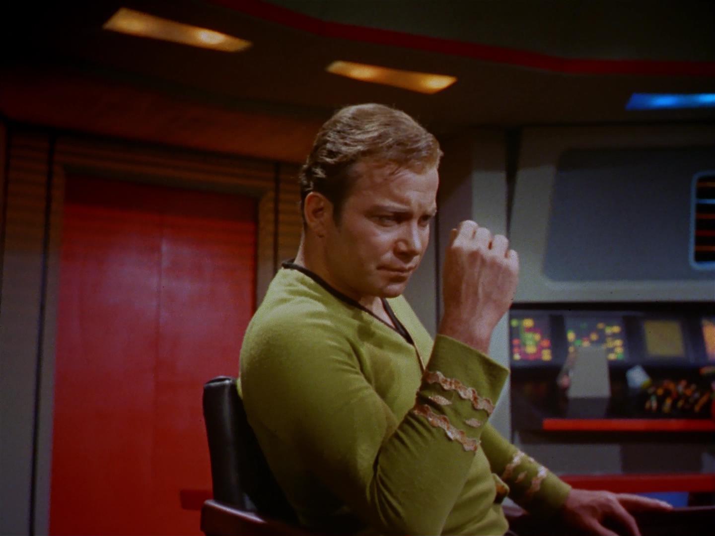 ariane179254_StarTrek_2x18_TheImmunitySyndrome_1015.jpg