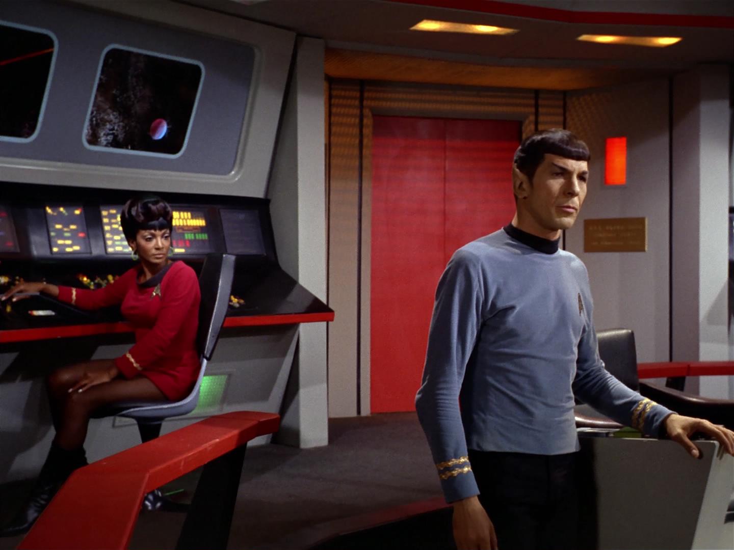 ariane179254_StarTrek_2x18_TheImmunitySyndrome_1073.jpg