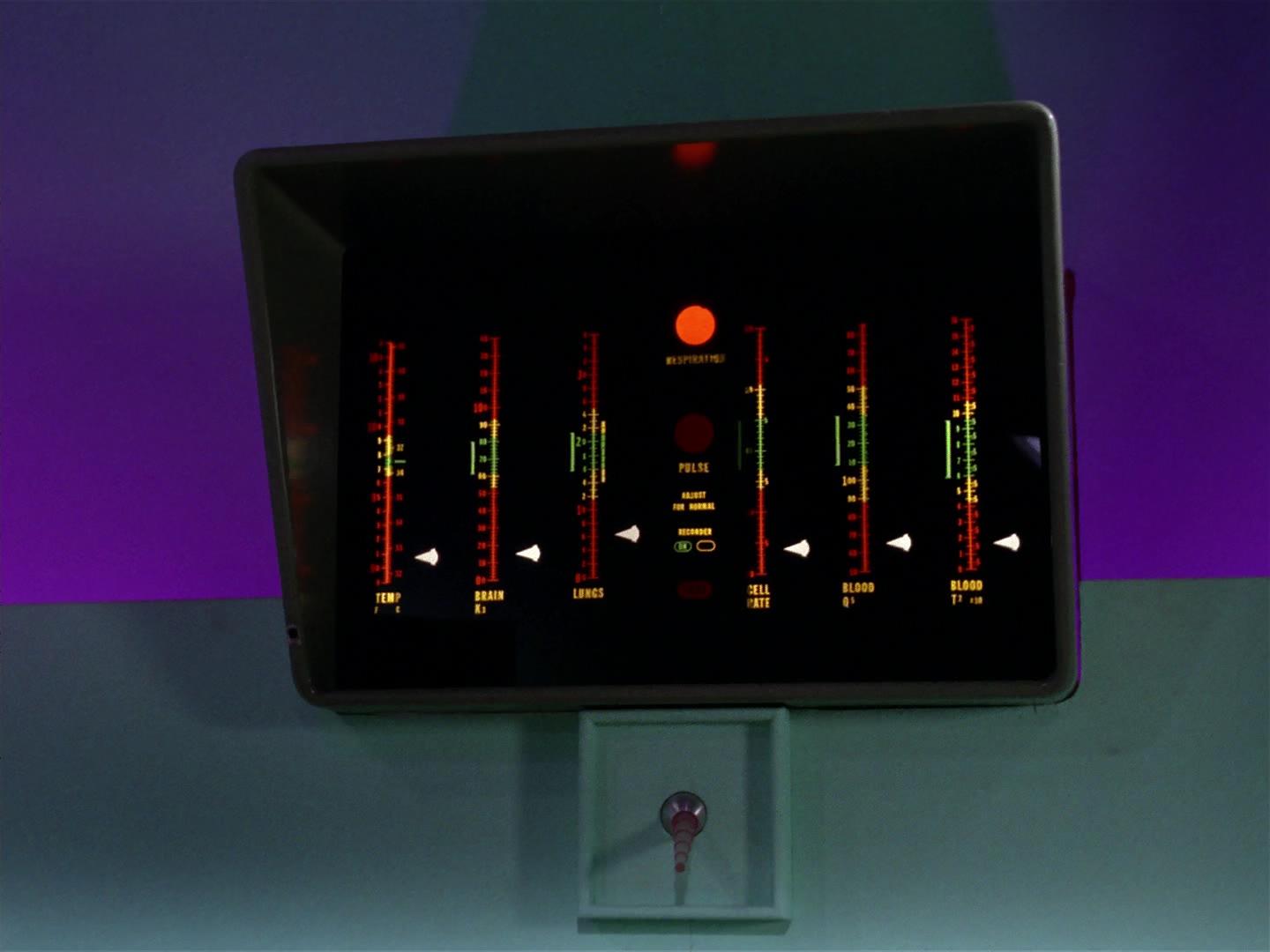 ariane179254_StarTrek_2x18_TheImmunitySyndrome_1089.jpg