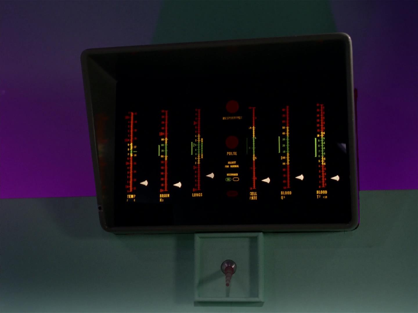 ariane179254_StarTrek_2x18_TheImmunitySyndrome_1106.jpg