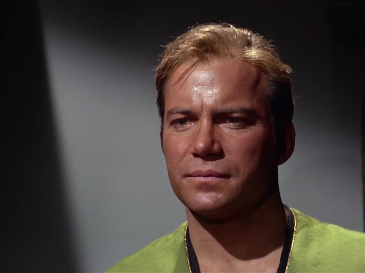 ariane179254_StarTrek_2x18_TheImmunitySyndrome_1123.jpg