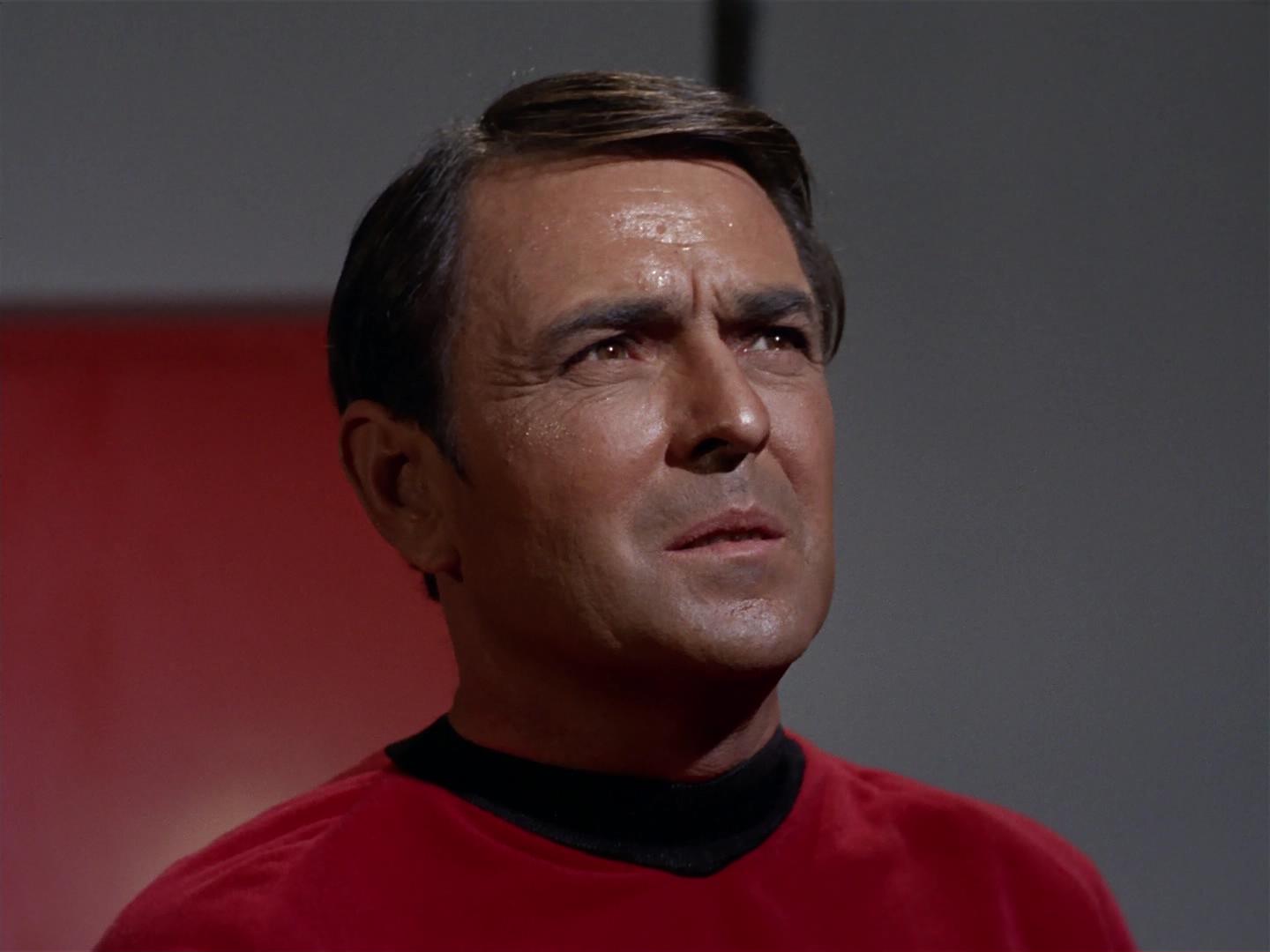 ariane179254_StarTrek_2x18_TheImmunitySyndrome_1136.jpg