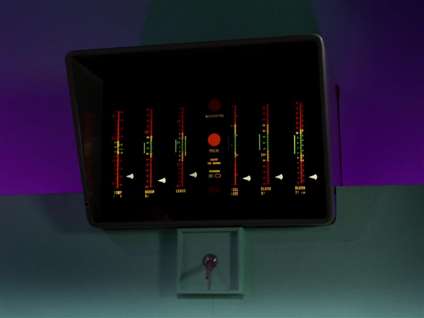 ariane179254_StarTrek_2x18_TheImmunitySyndrome_1144.jpg