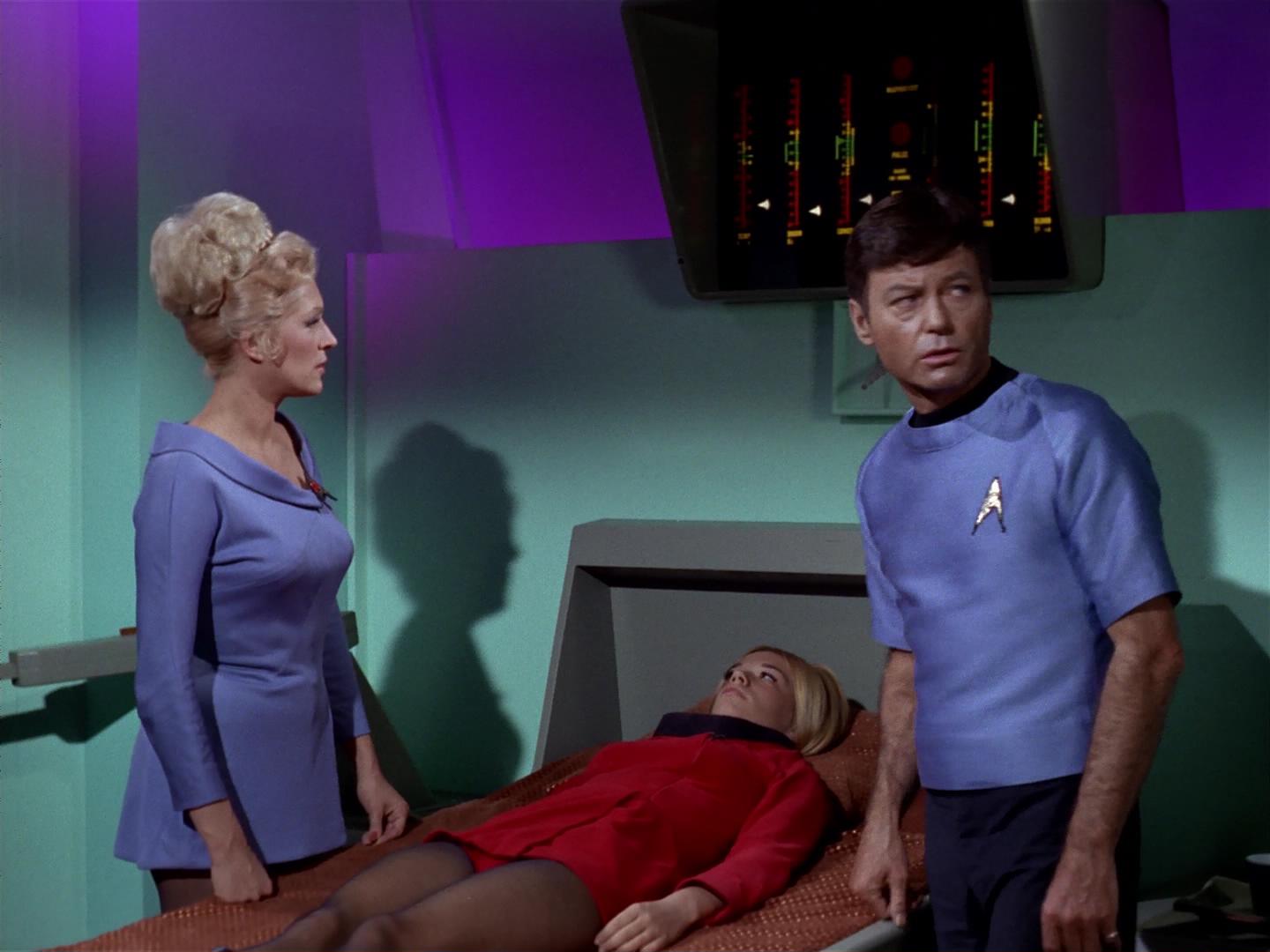 ariane179254_StarTrek_2x18_TheImmunitySyndrome_1150.jpg