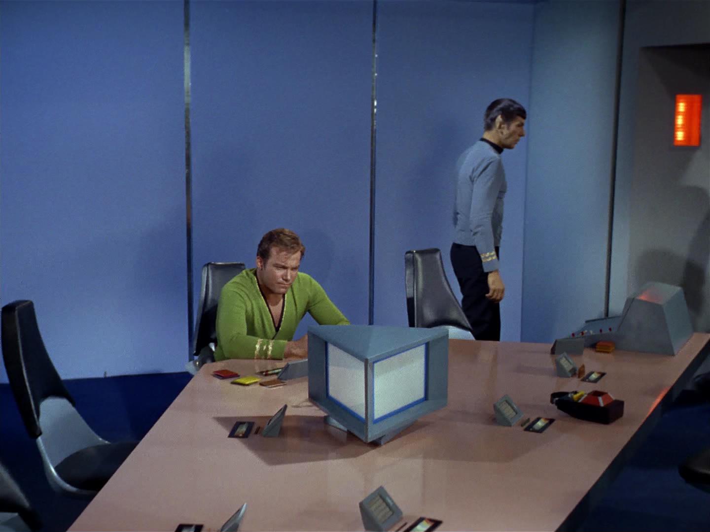 ariane179254_StarTrek_2x18_TheImmunitySyndrome_1277.jpg
