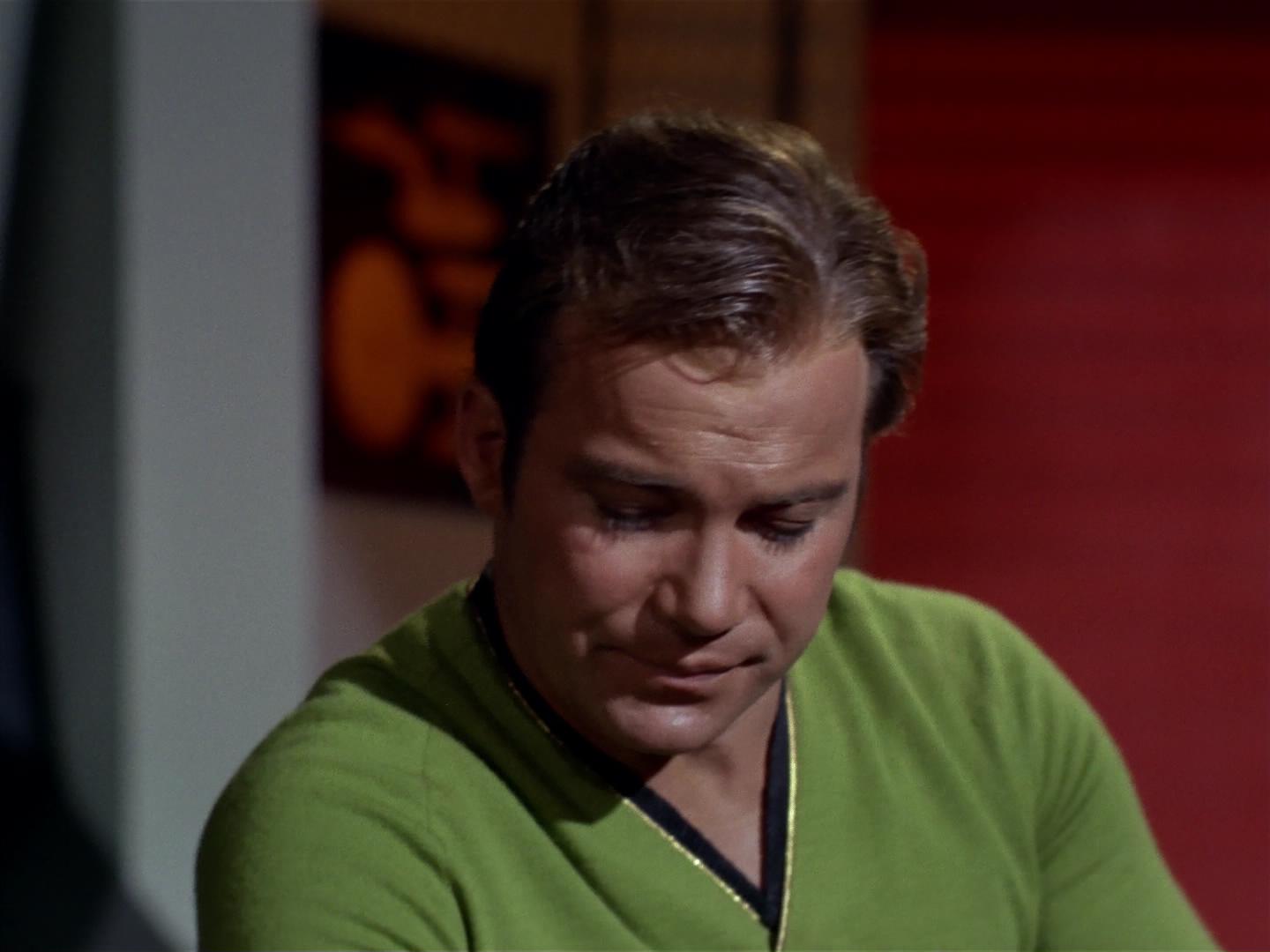 ariane179254_StarTrek_2x18_TheImmunitySyndrome_1395.jpg
