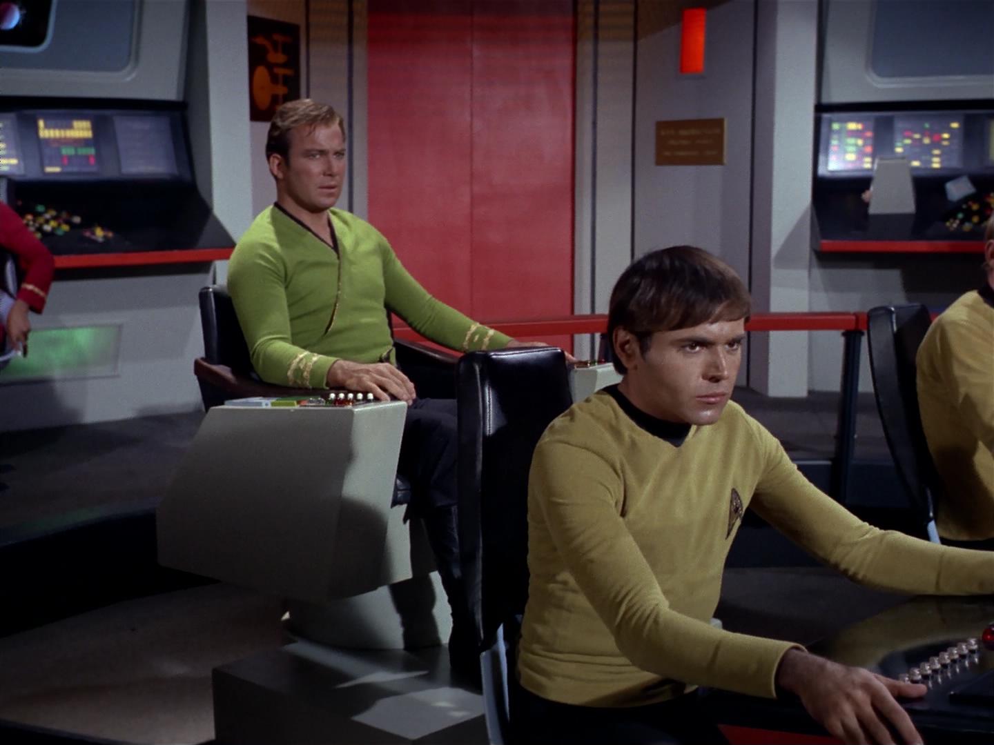 ariane179254_StarTrek_2x18_TheImmunitySyndrome_1405.jpg