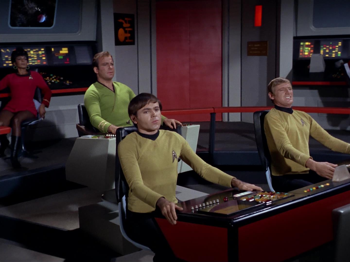 ariane179254_StarTrek_2x18_TheImmunitySyndrome_1409.jpg