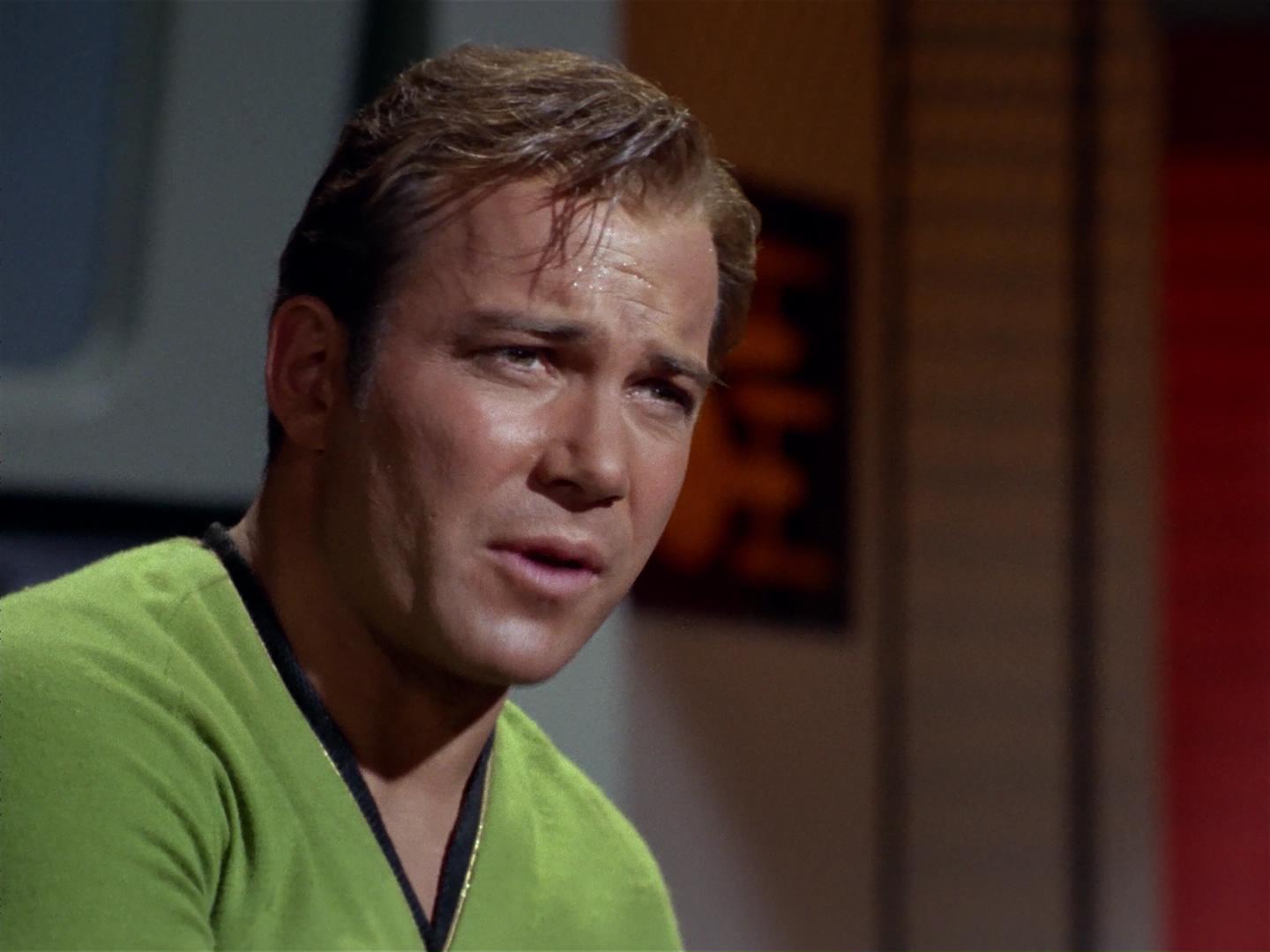 ariane179254_StarTrek_2x18_TheImmunitySyndrome_1447.jpg