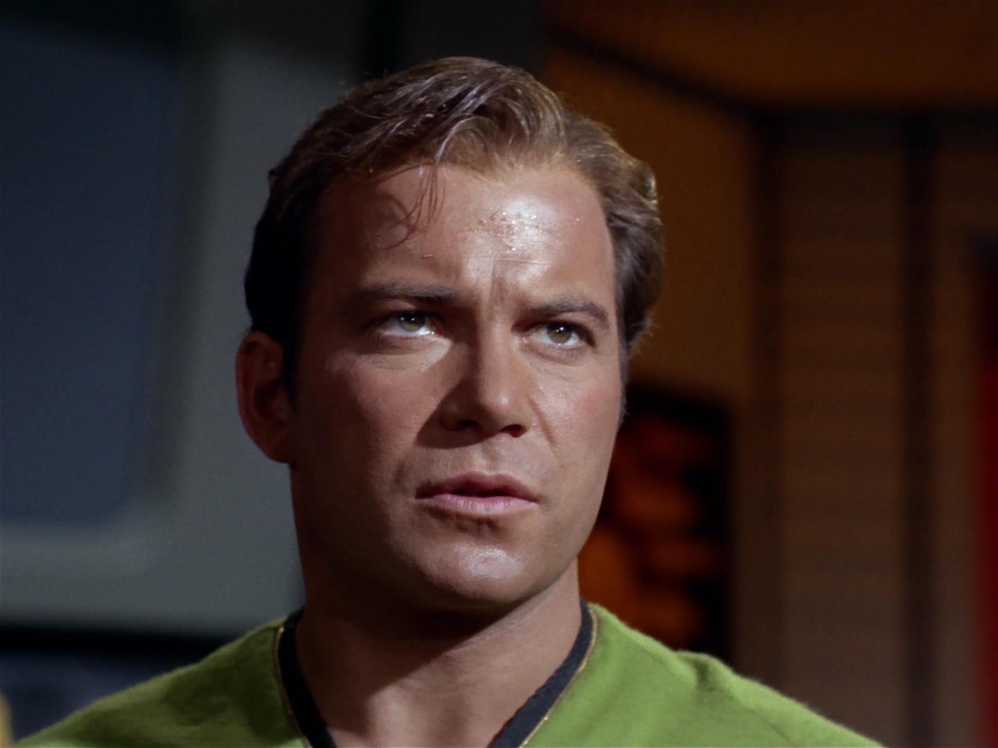 ariane179254_StarTrek_2x18_TheImmunitySyndrome_1487.jpg