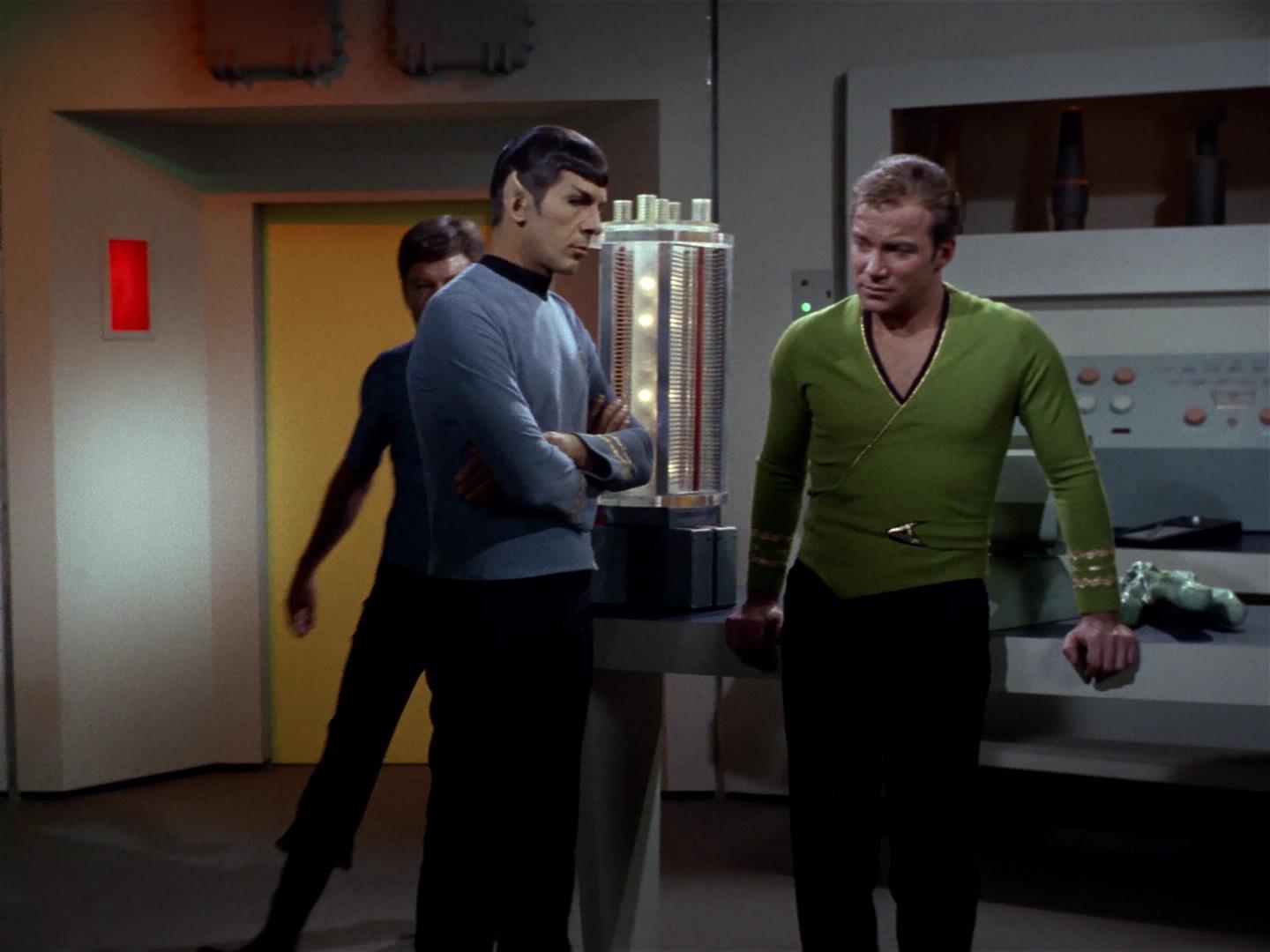 ariane179254_StarTrek_2x18_TheImmunitySyndrome_1744.jpg