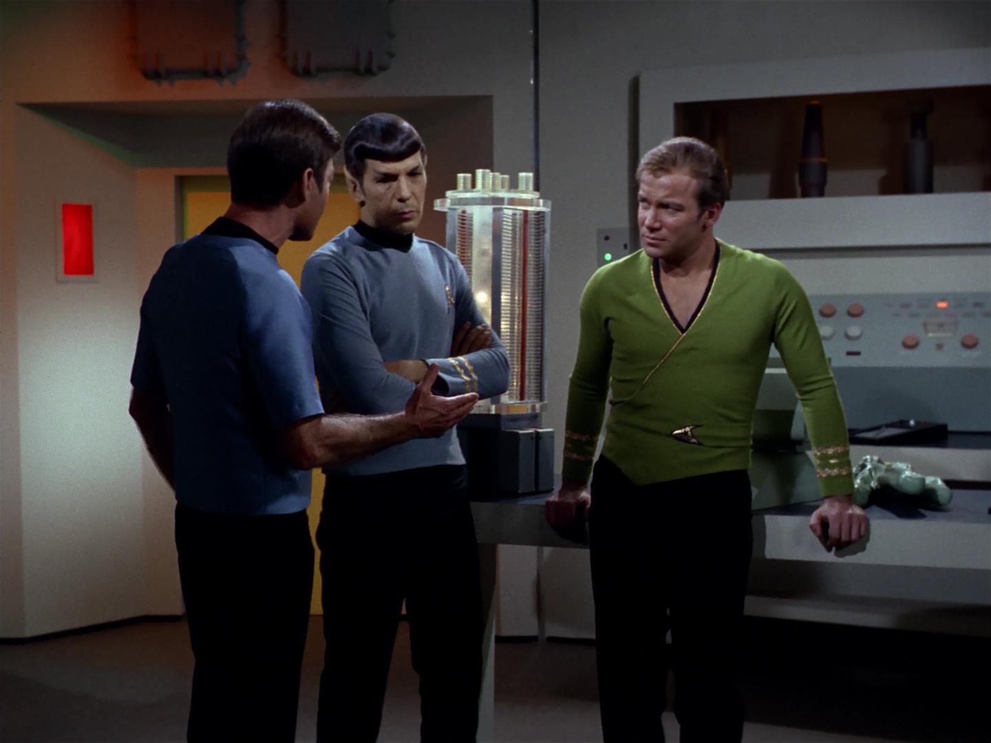 ariane179254_StarTrek_2x18_TheImmunitySyndrome_1747.jpg