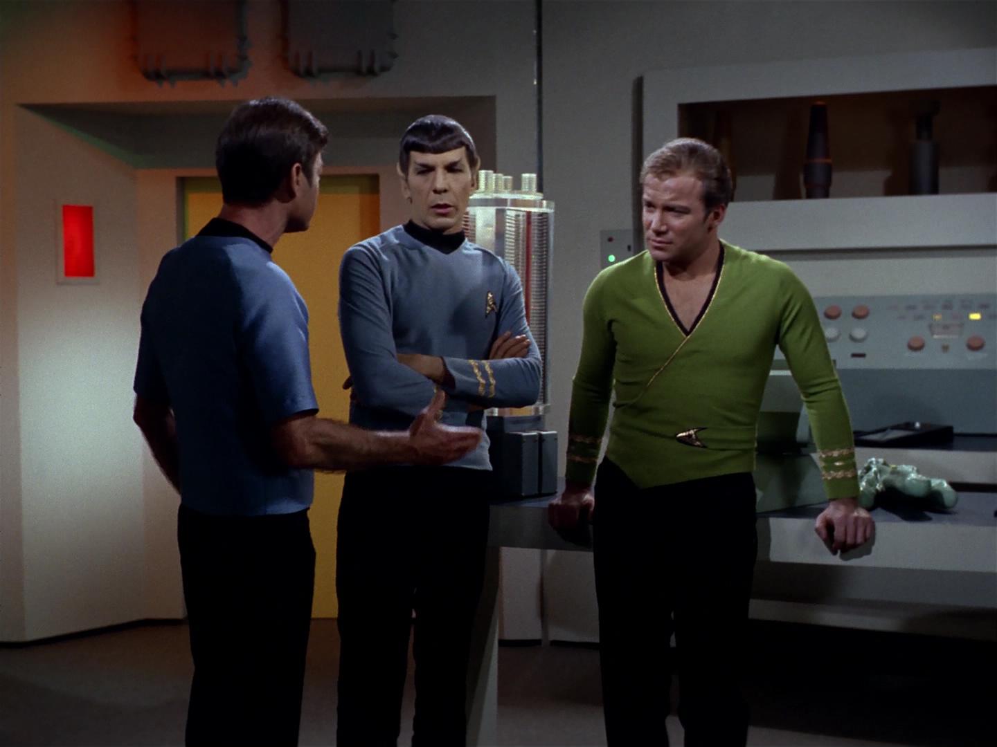 ariane179254_StarTrek_2x18_TheImmunitySyndrome_1748.jpg
