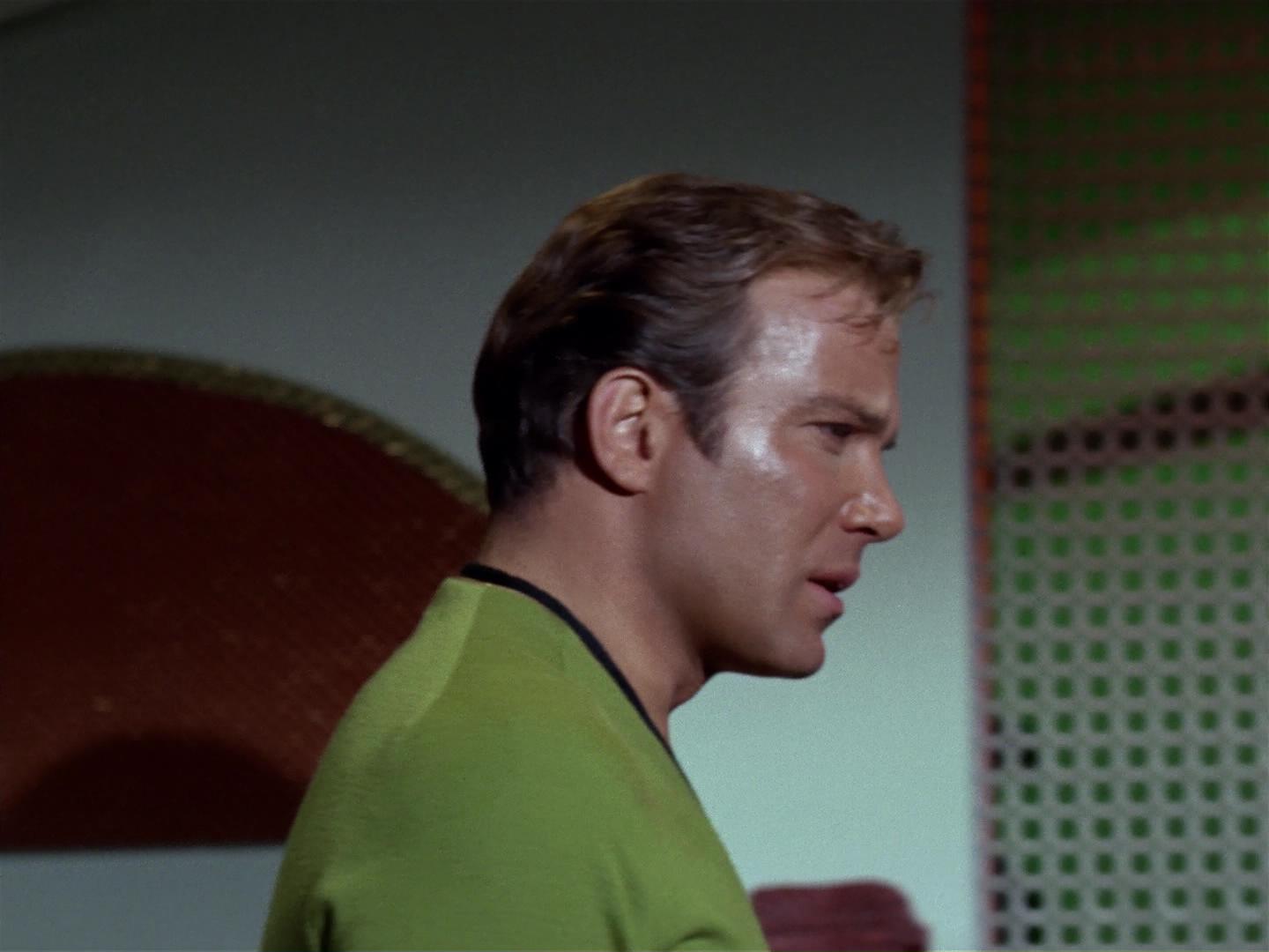ariane179254_StarTrek_2x18_TheImmunitySyndrome_1809.jpg