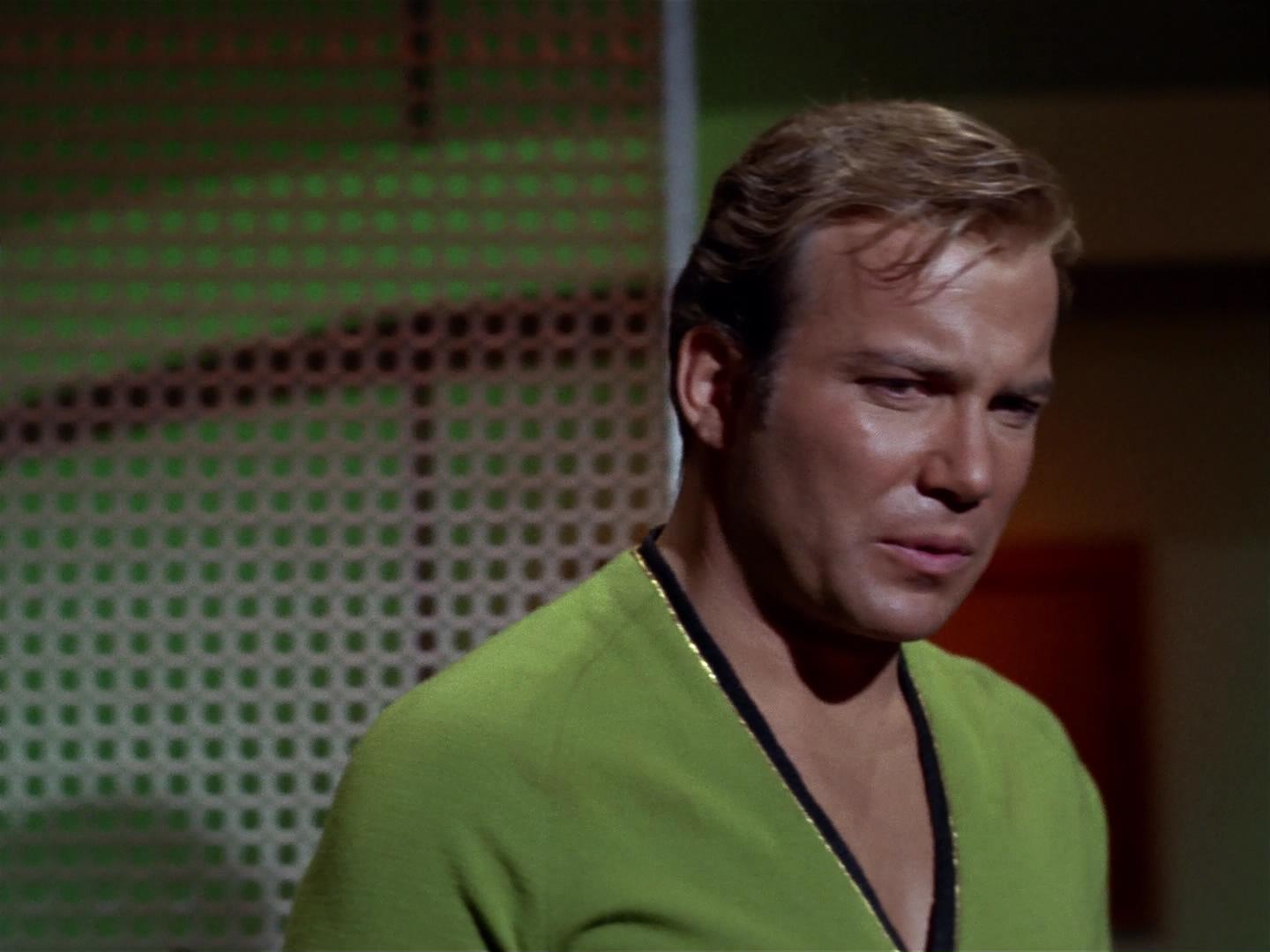ariane179254_StarTrek_2x18_TheImmunitySyndrome_1811.jpg