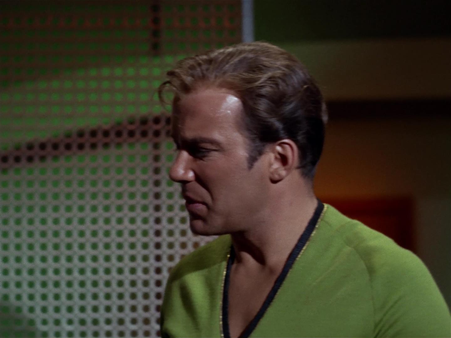 ariane179254_StarTrek_2x18_TheImmunitySyndrome_1837.jpg