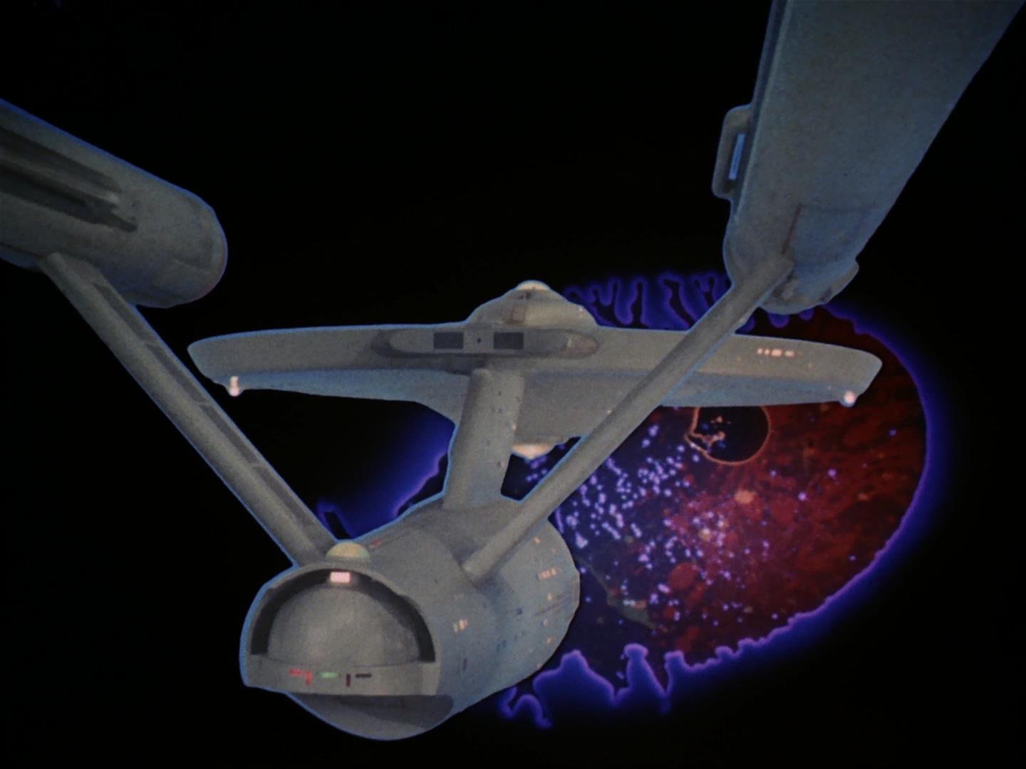 ariane179254_StarTrek_2x18_TheImmunitySyndrome_1862.jpg