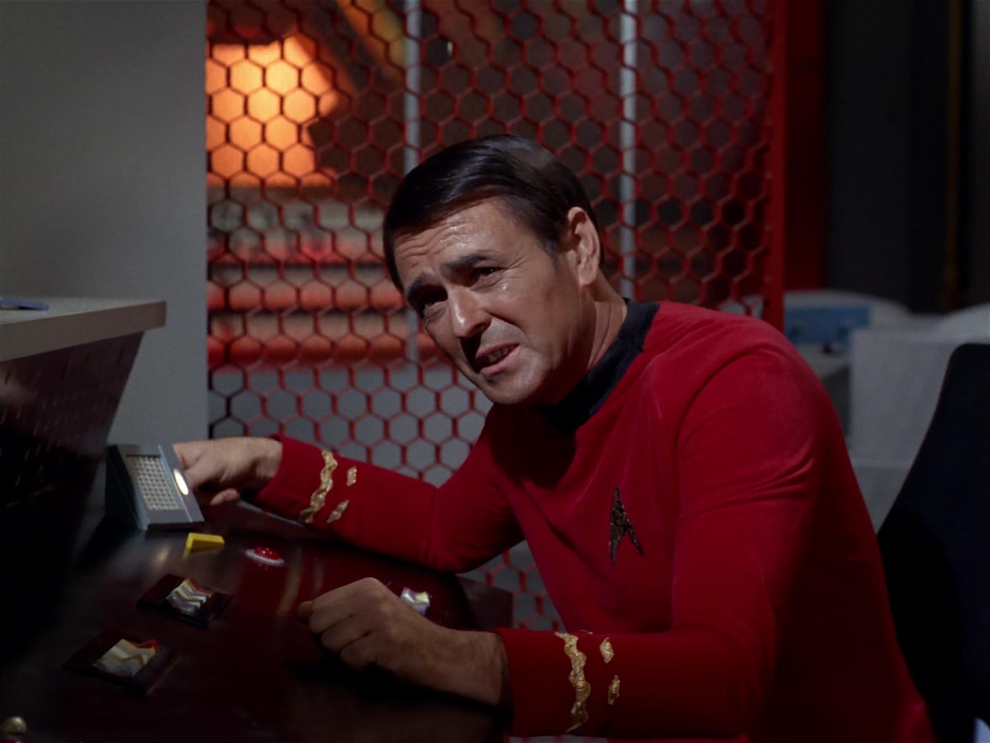 ariane179254_StarTrek_2x18_TheImmunitySyndrome_1888.jpg
