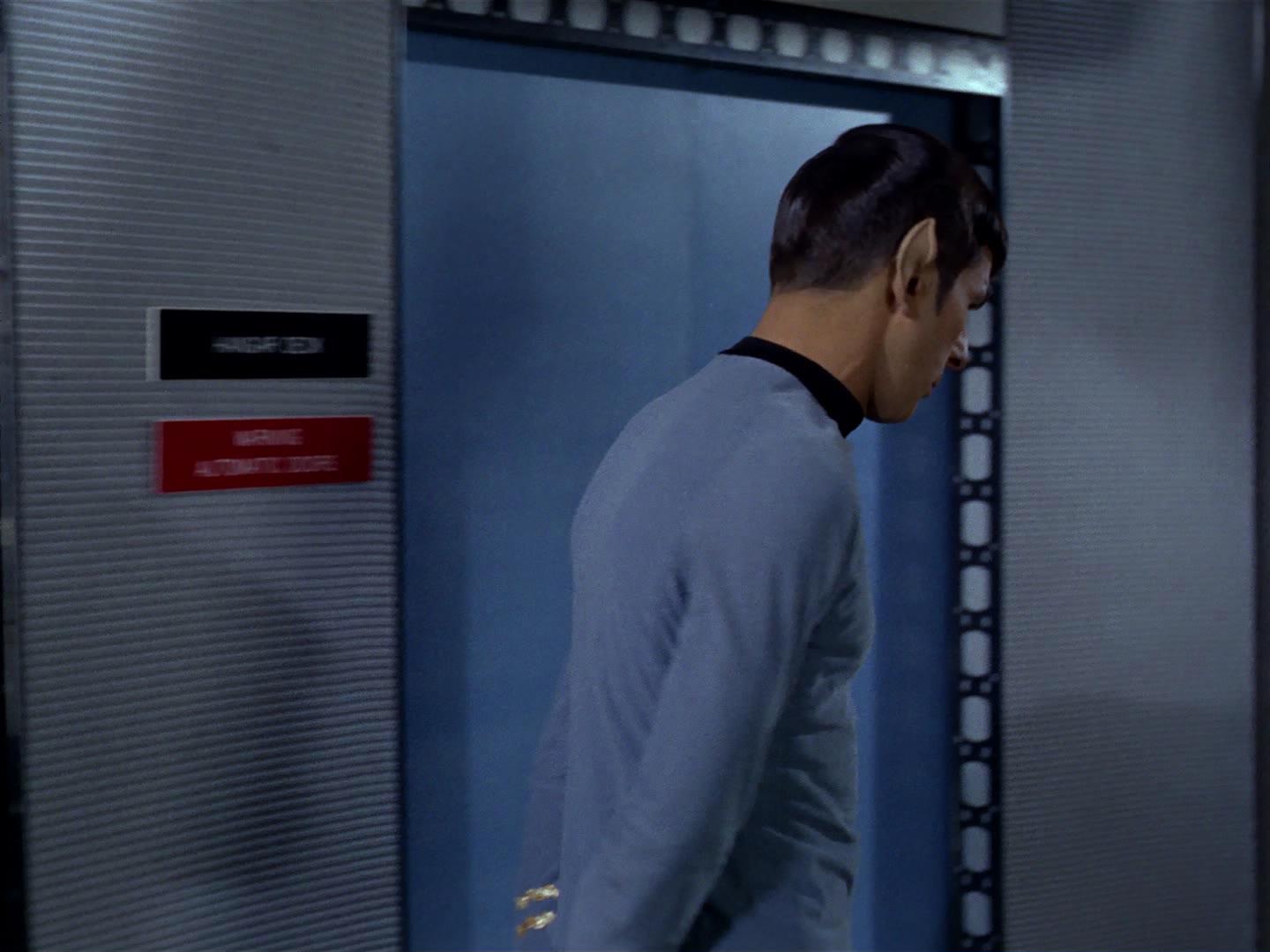 ariane179254_StarTrek_2x18_TheImmunitySyndrome_1990.jpg