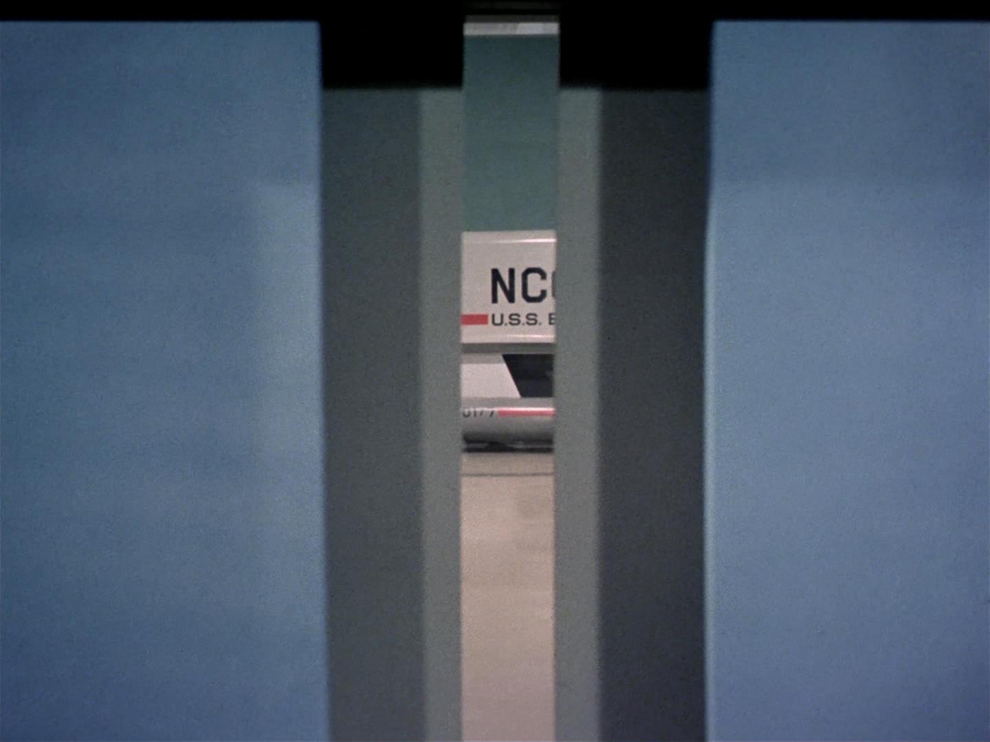 ariane179254_StarTrek_2x18_TheImmunitySyndrome_2011.jpg