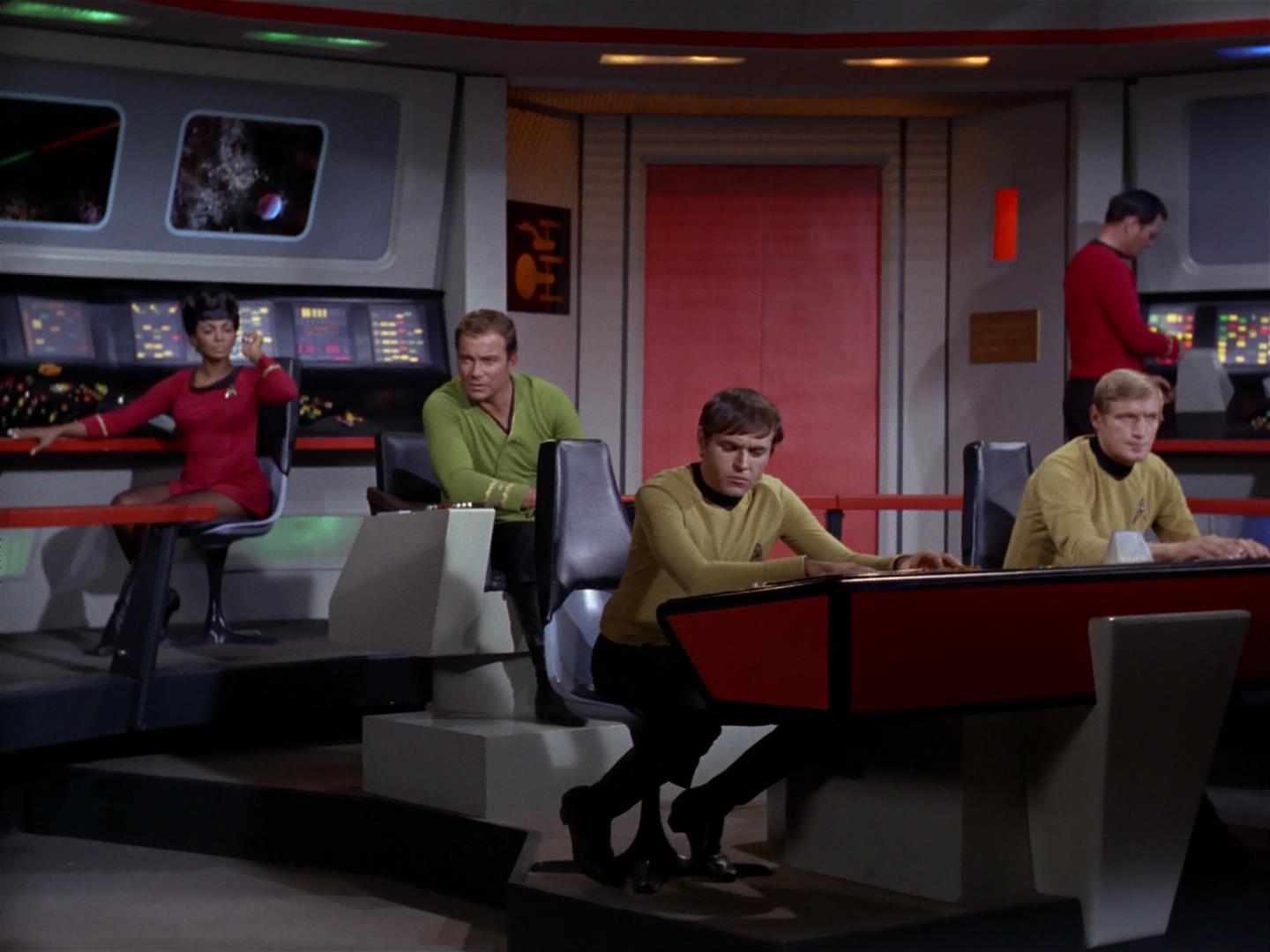 ariane179254_StarTrek_2x18_TheImmunitySyndrome_2057.jpg