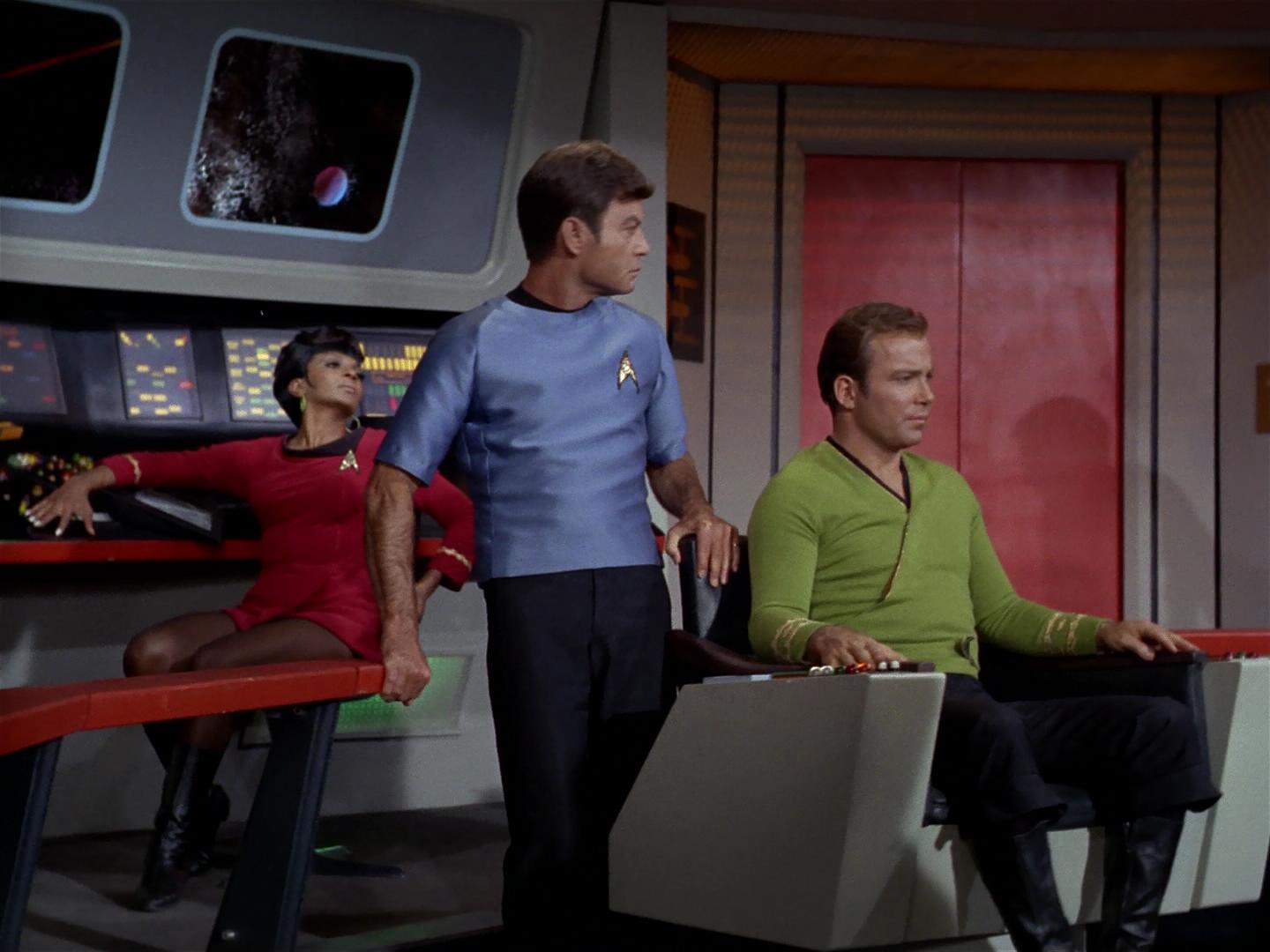 ariane179254_StarTrek_2x18_TheImmunitySyndrome_2115.jpg
