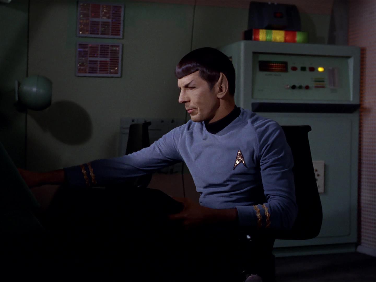 ariane179254_StarTrek_2x18_TheImmunitySyndrome_2143.jpg