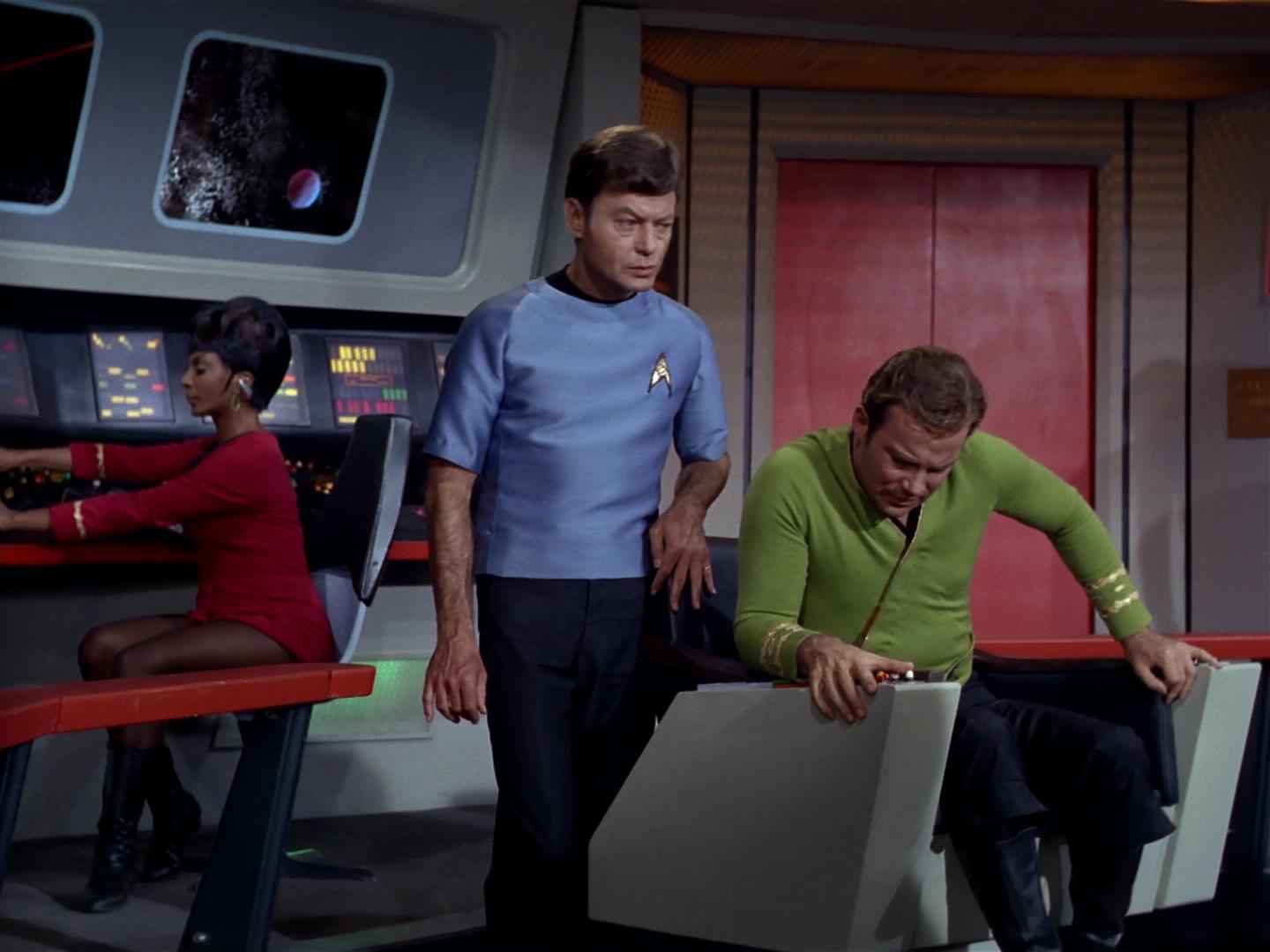 ariane179254_StarTrek_2x18_TheImmunitySyndrome_2199.jpg