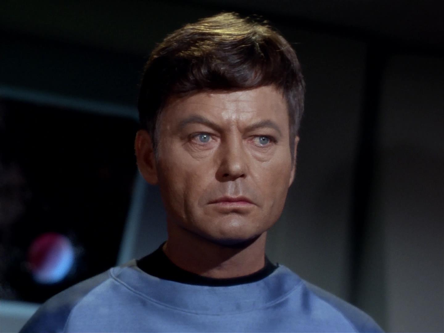 ariane179254_StarTrek_2x18_TheImmunitySyndrome_2211.jpg