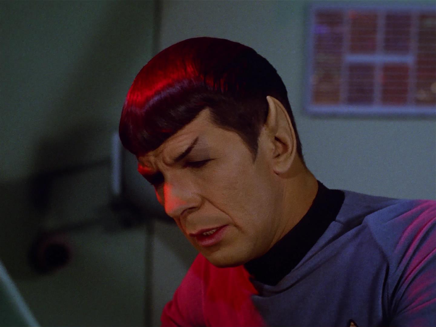 ariane179254_StarTrek_2x18_TheImmunitySyndrome_2352.jpg