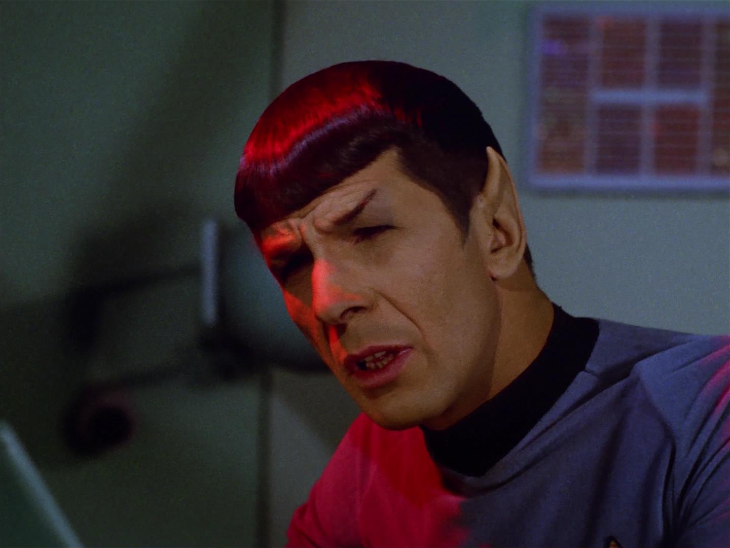 ariane179254_StarTrek_2x18_TheImmunitySyndrome_2354.jpg