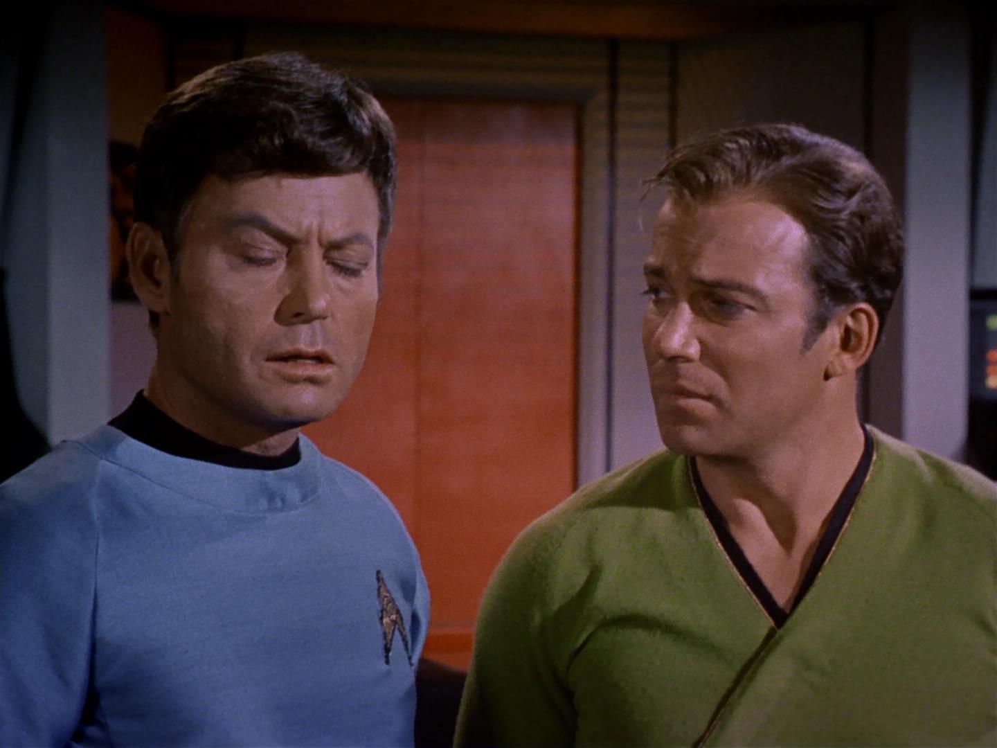 ariane179254_StarTrek_2x18_TheImmunitySyndrome_2404.jpg