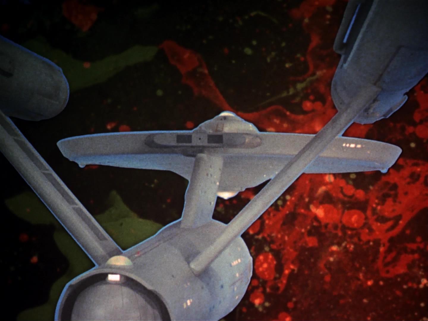 ariane179254_StarTrek_2x18_TheImmunitySyndrome_2415.jpg