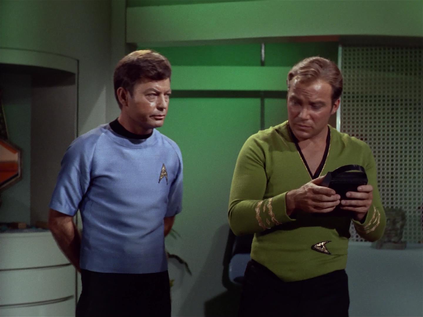 ariane179254_StarTrek_2x18_TheImmunitySyndrome_2433.jpg