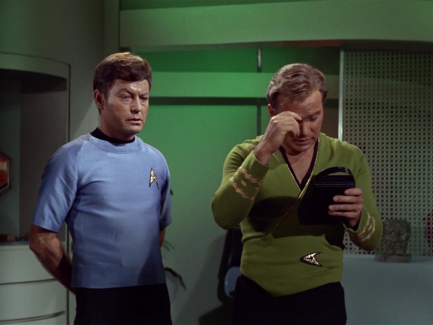 ariane179254_StarTrek_2x18_TheImmunitySyndrome_2435.jpg