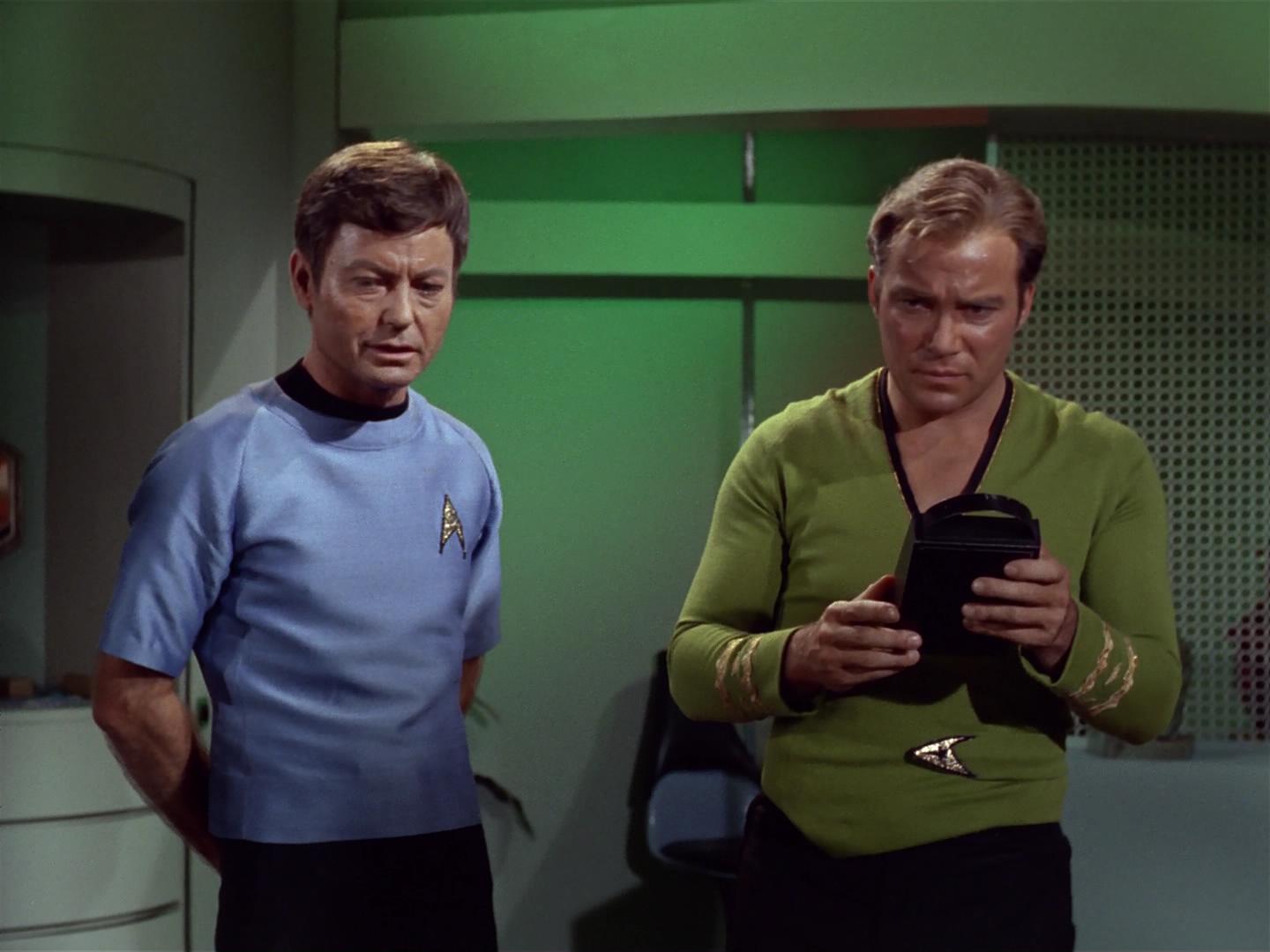 ariane179254_StarTrek_2x18_TheImmunitySyndrome_2444.jpg