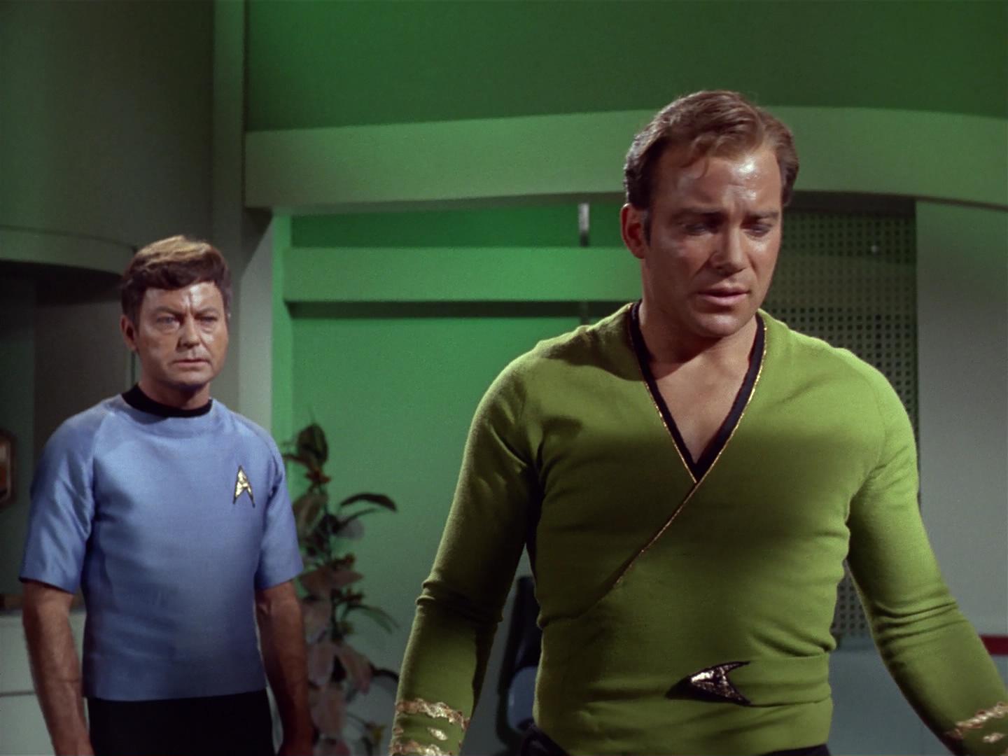 ariane179254_StarTrek_2x18_TheImmunitySyndrome_2461.jpg