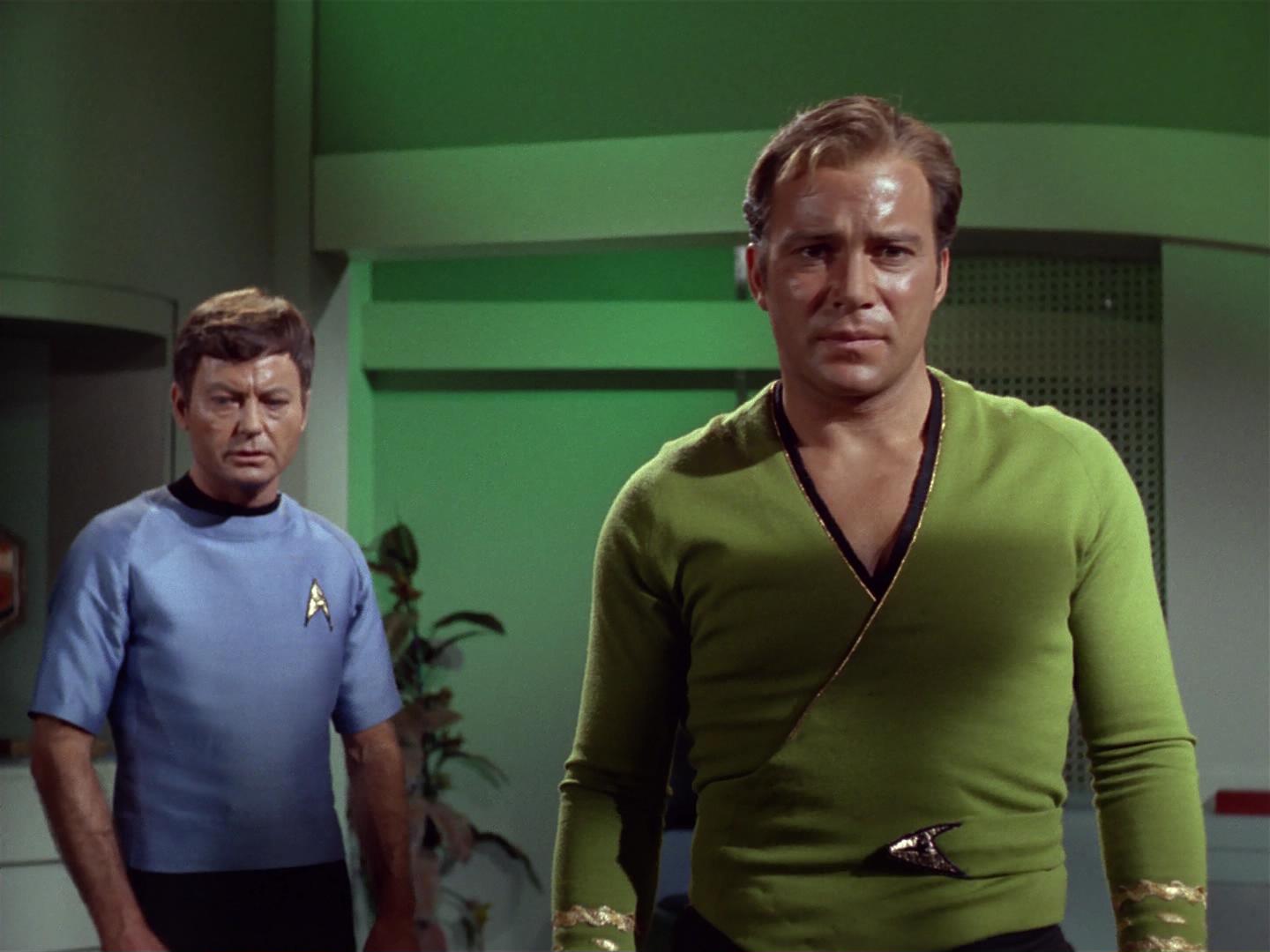 ariane179254_StarTrek_2x18_TheImmunitySyndrome_2465.jpg