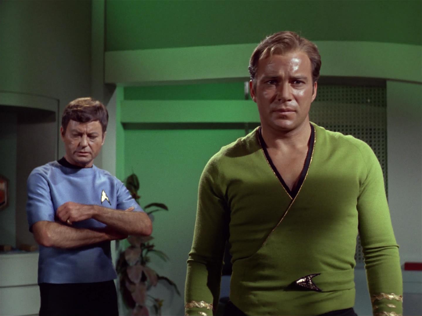 ariane179254_StarTrek_2x18_TheImmunitySyndrome_2466.jpg
