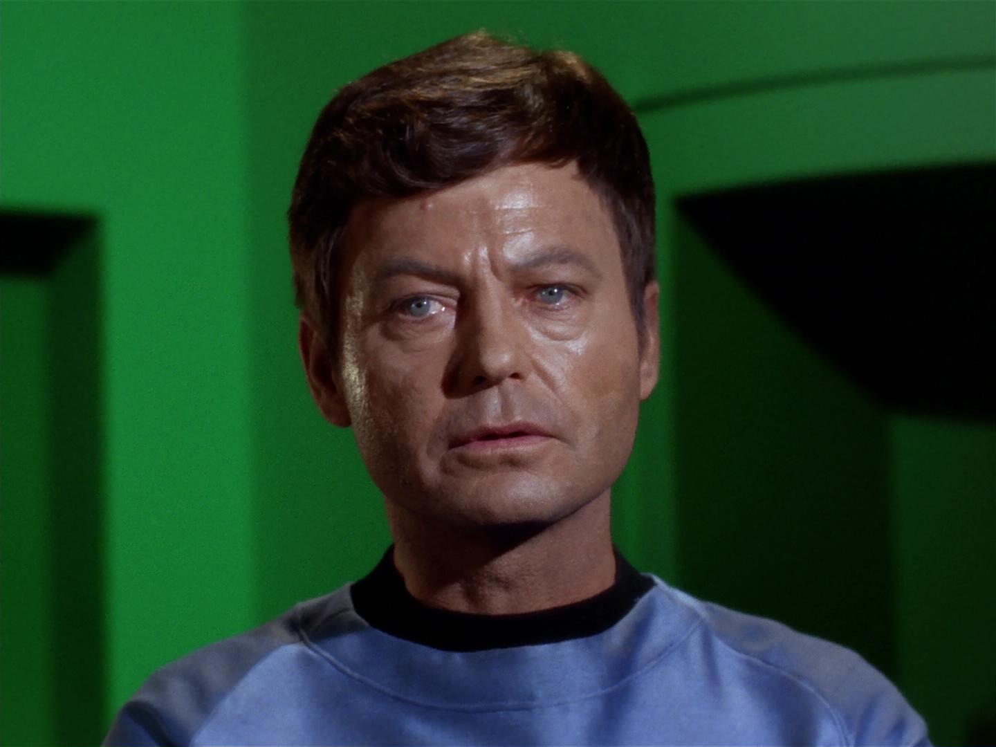 ariane179254_StarTrek_2x18_TheImmunitySyndrome_2501.jpg