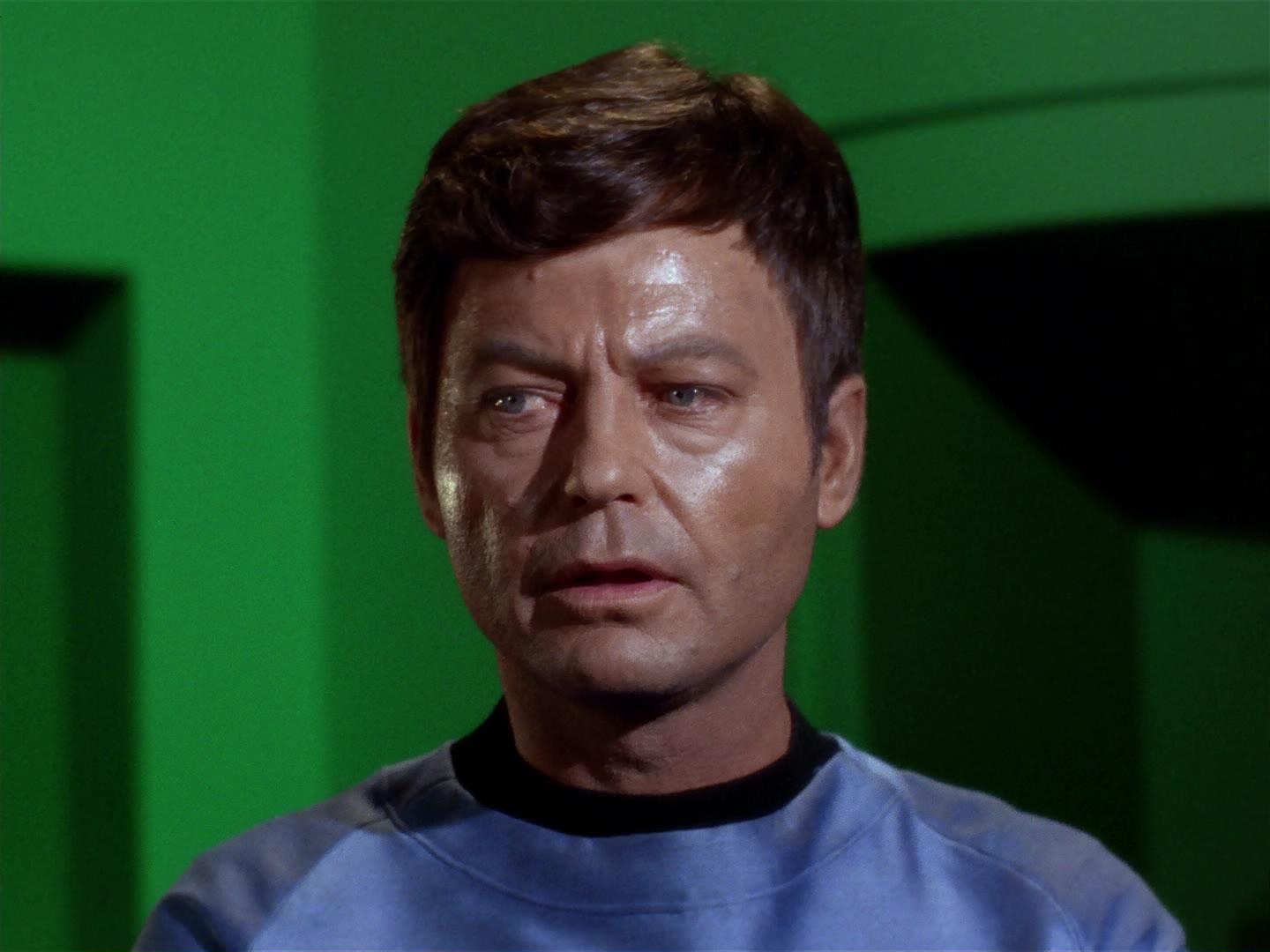 ariane179254_StarTrek_2x18_TheImmunitySyndrome_2503.jpg