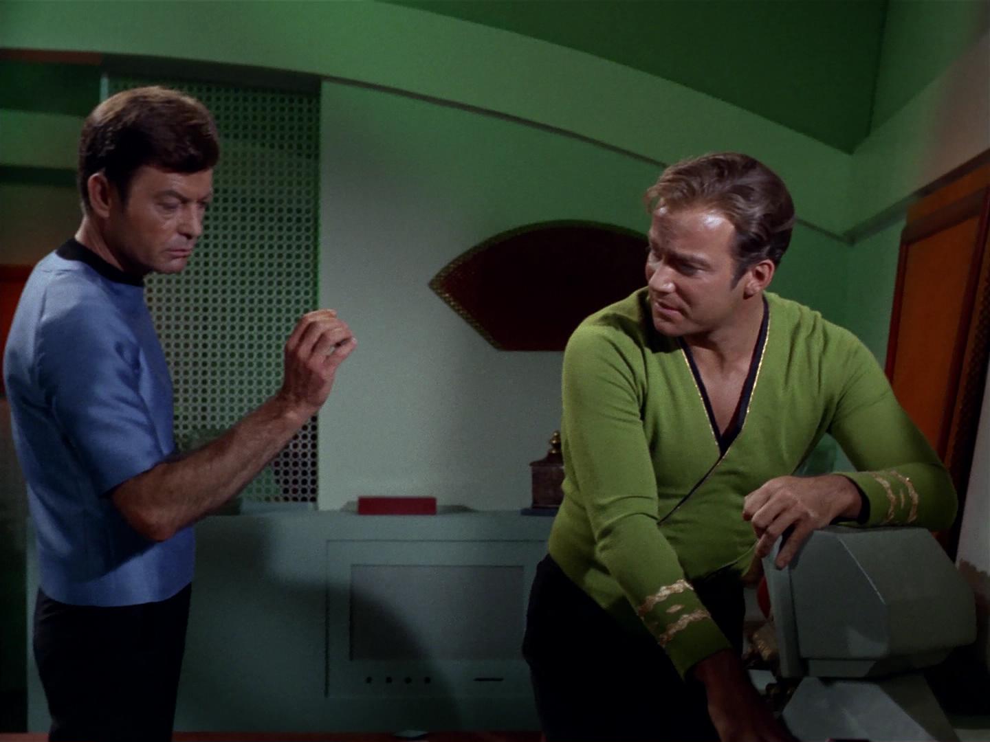ariane179254_StarTrek_2x18_TheImmunitySyndrome_2568.jpg