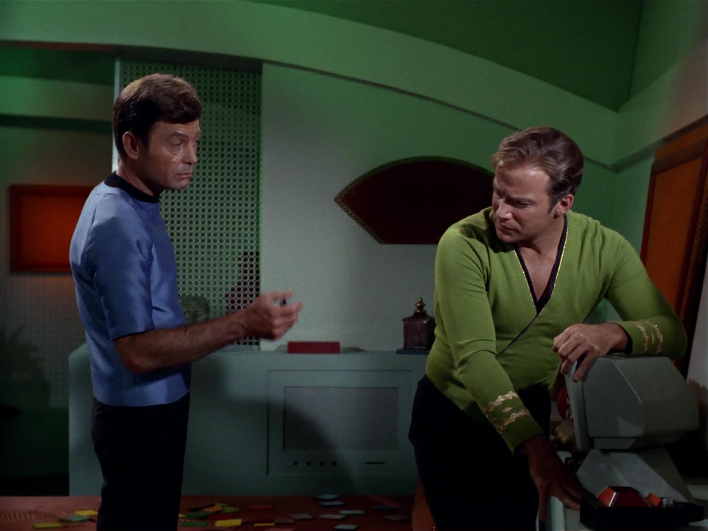 ariane179254_StarTrek_2x18_TheImmunitySyndrome_2571.jpg