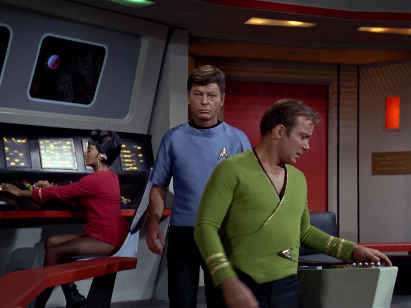 ariane179254_StarTrek_2x18_TheImmunitySyndrome_2593.jpg
