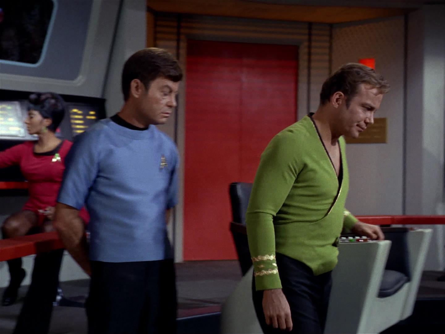 ariane179254_StarTrek_2x18_TheImmunitySyndrome_2608.jpg