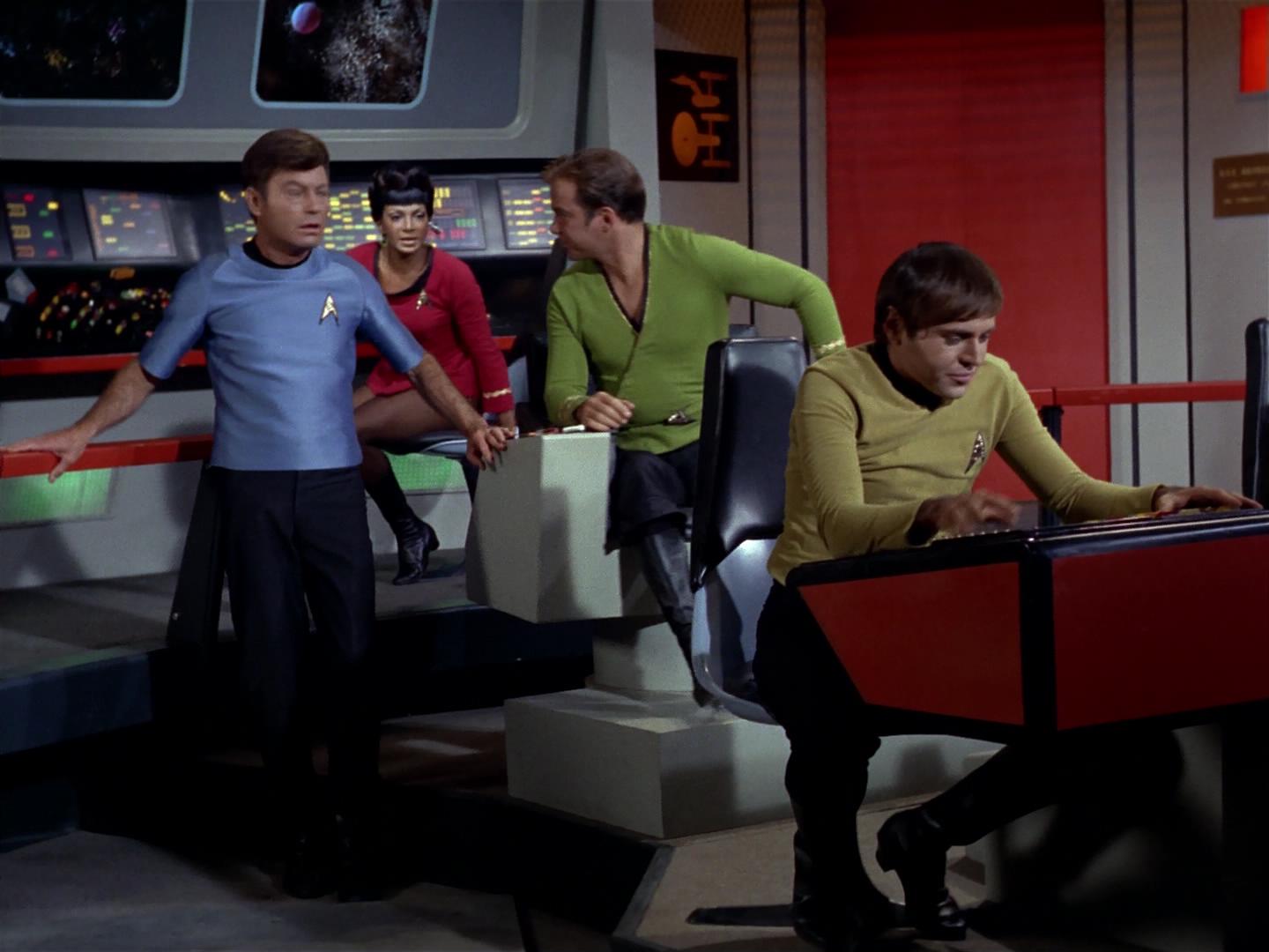 ariane179254_StarTrek_2x18_TheImmunitySyndrome_2682.jpg