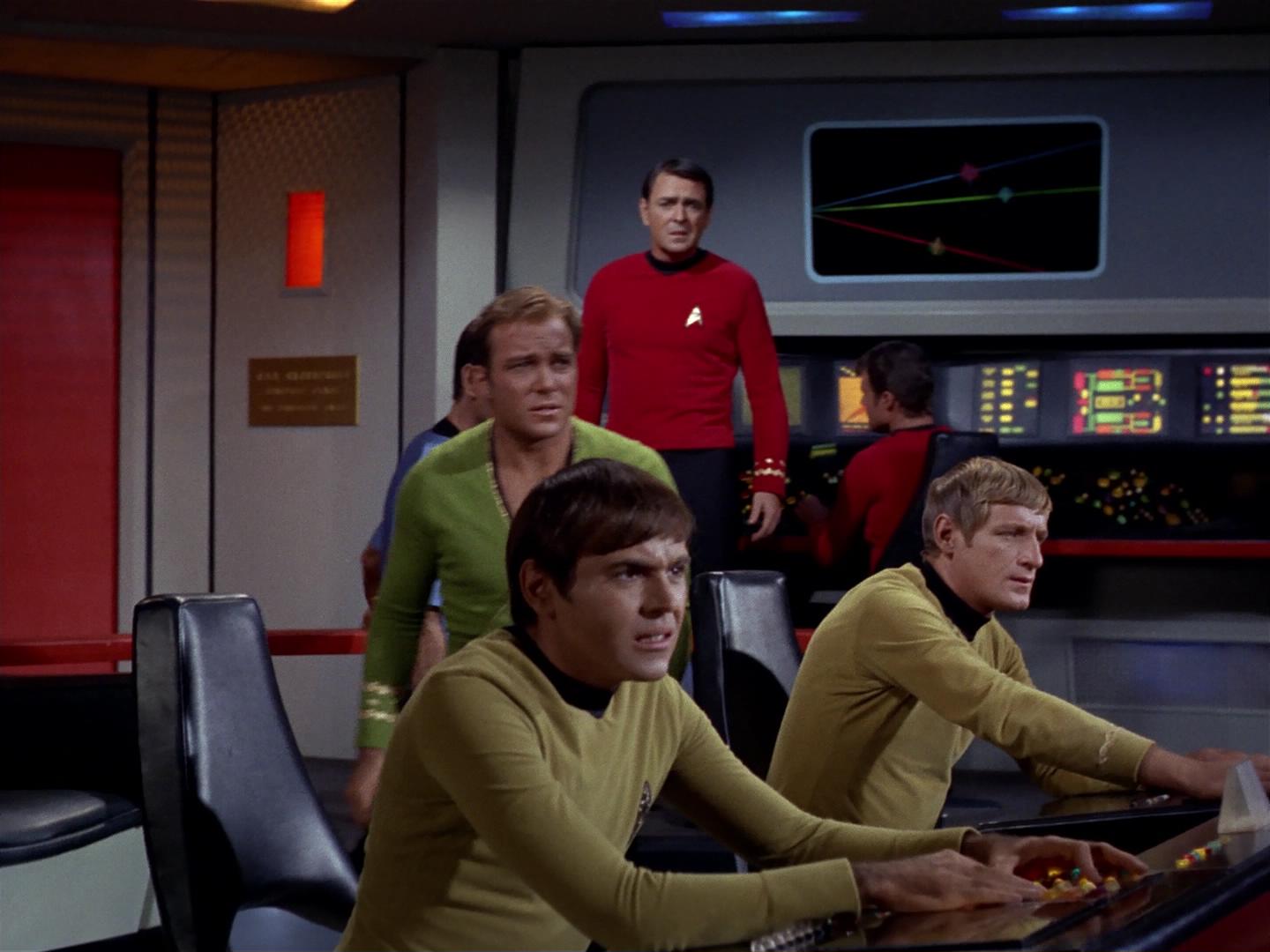 ariane179254_StarTrek_2x18_TheImmunitySyndrome_2719.jpg