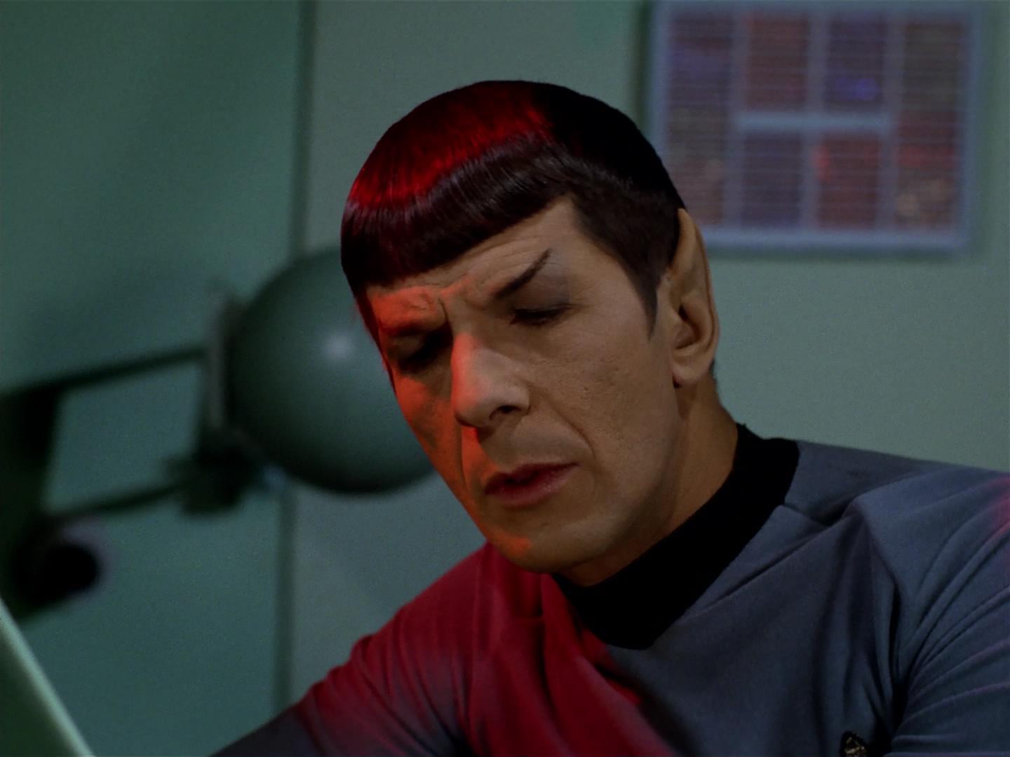 ariane179254_StarTrek_2x18_TheImmunitySyndrome_2822.jpg