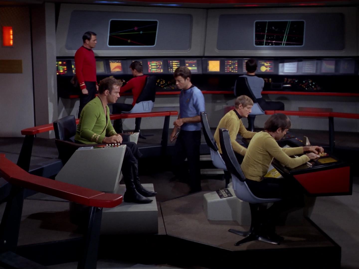 ariane179254_StarTrek_2x18_TheImmunitySyndrome_2961.jpg
