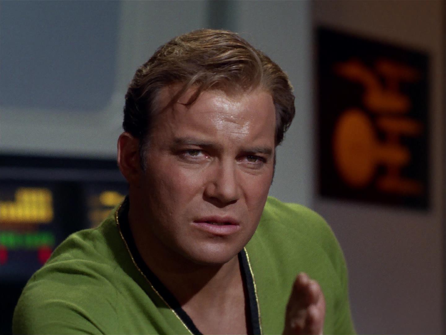 ariane179254_StarTrek_2x18_TheImmunitySyndrome_2988.jpg